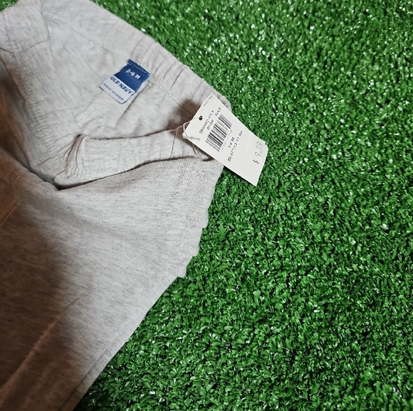 Old Navy Kids Ruffle Leggings - Light Gray - Picture 2 of 3